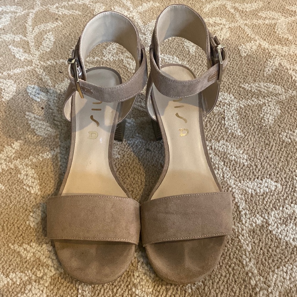 Unisa Women’s Tan Heeled Sandal
